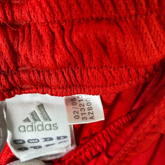 Adidas Liverpool FC Home Football Shorts 2008 Red UK Large 38” - Picture 3 of 7